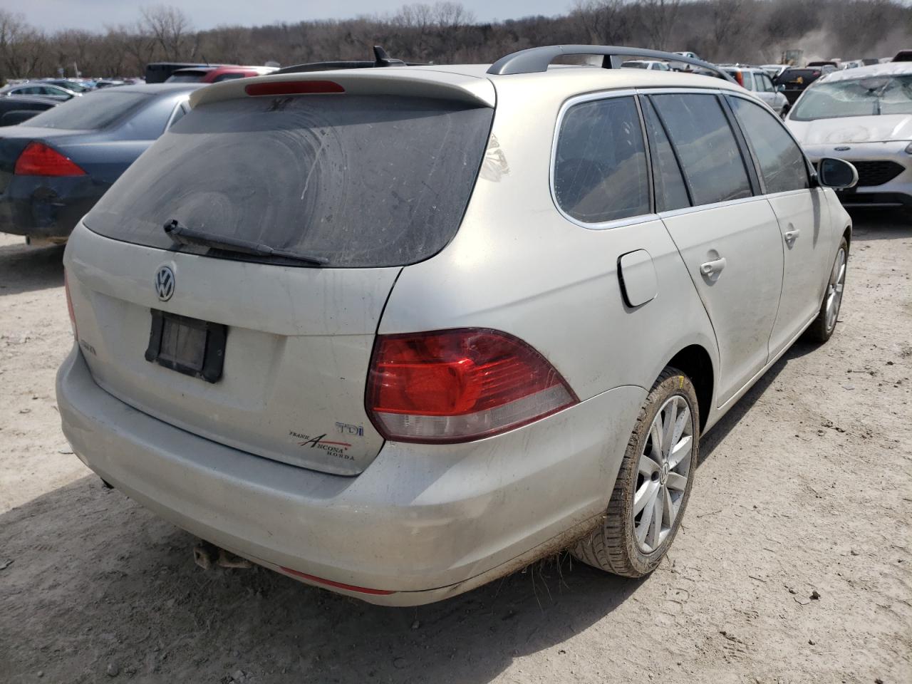 Photo 4 from auction – 2011 VOLKSWAGEN JETTA TDI with VIN 3VWPL7AJ4BM717360