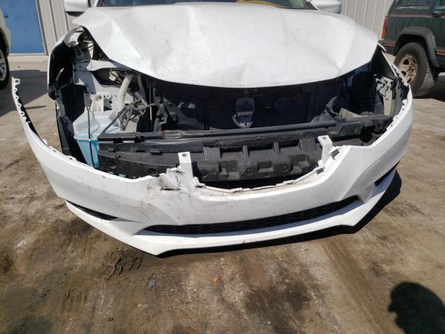 Photo 9 from auction – 2017 NISSAN SENTRA S with VIN 3N1AB7AP1HY203485