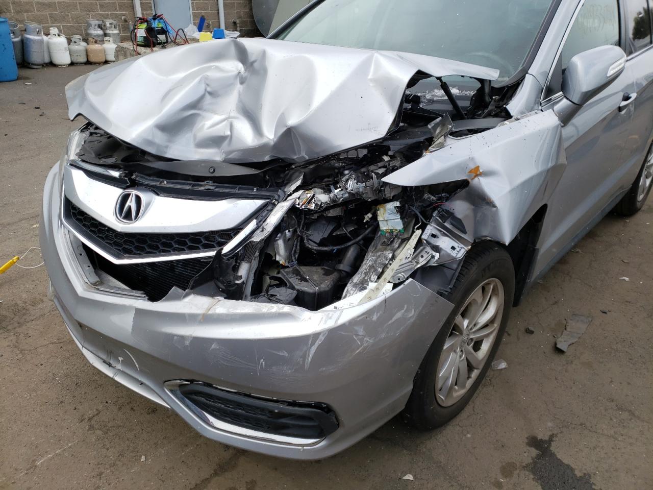 Photo 9 from auction – 2018 ACURA RDX with VIN 5J8TB4H39JL004160