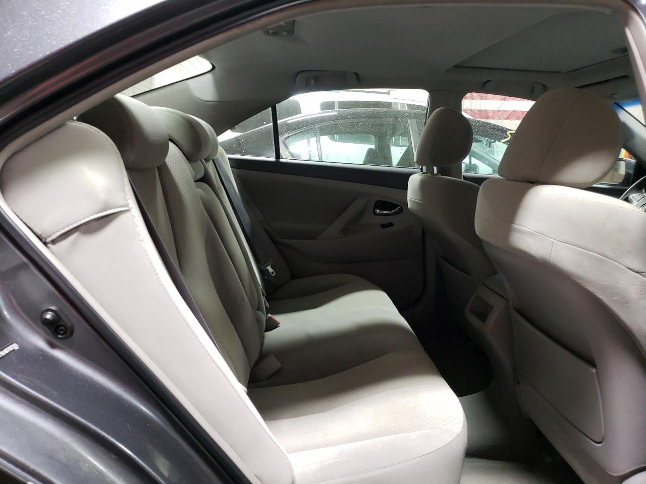 Photo 6 from auction – 2007 TOYOTA CAMRY CE with VIN 4T1BE46K77U575916