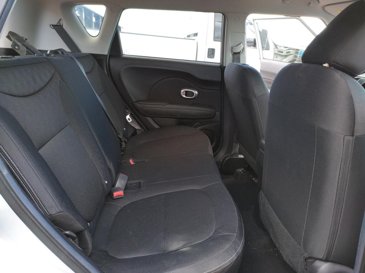 Zdjęcie 6 z aukcji – 2015 KIA SOUL z VIN KNDJN2A27F7786929