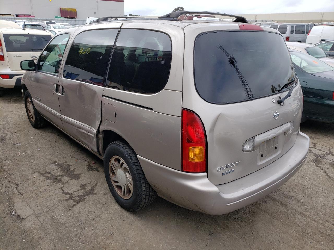 Photo 3 from auction – 2000 NISSAN QUEST SE with VIN 4N2XN11T9YD826538