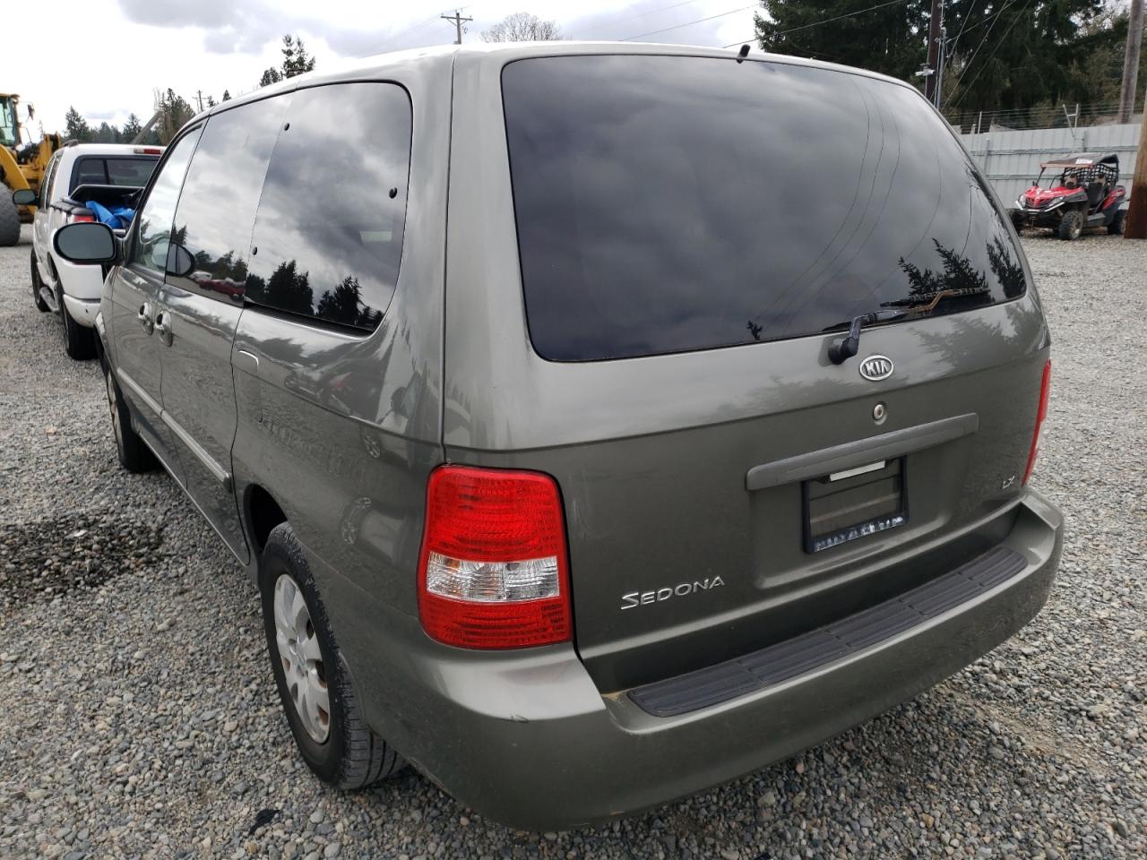 Photo 3 from auction – 2005 KIA SEDONA EX with VIN KNDUP132456675726