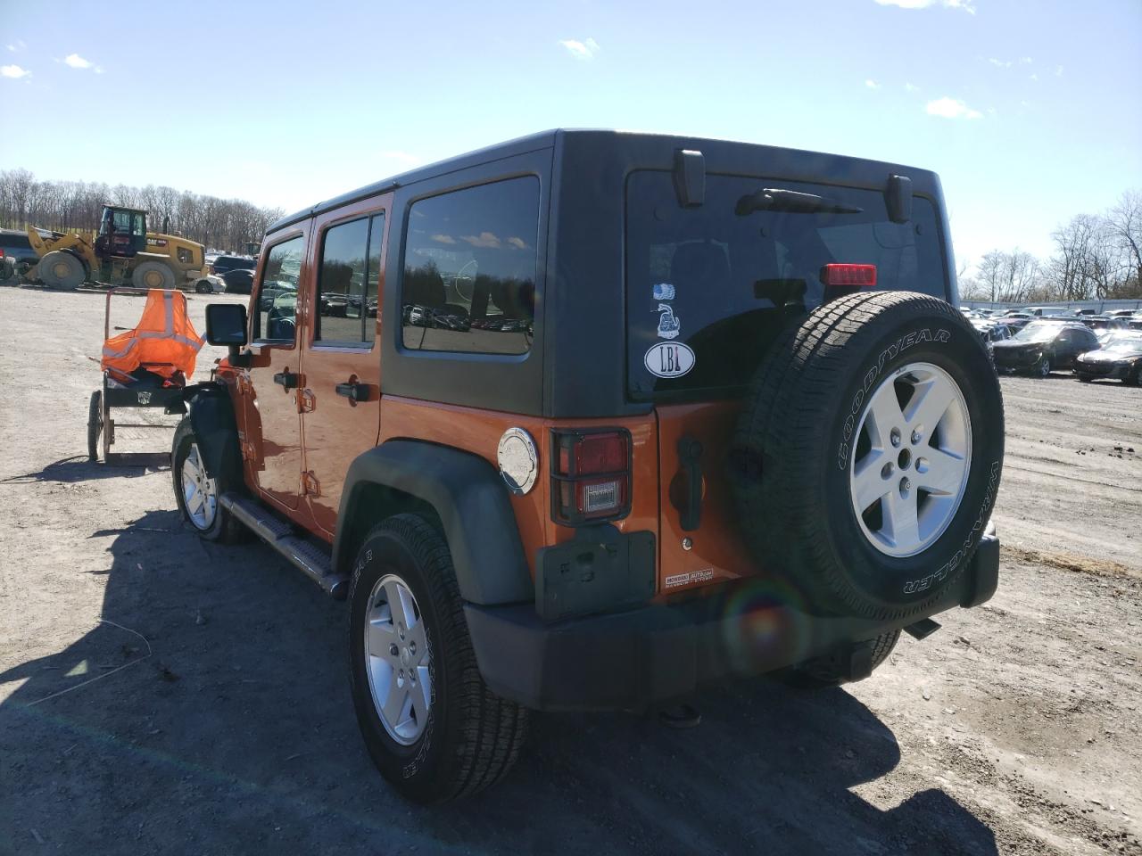Photo 3 from auction – 2011 JEEP WRANGLER U with VIN 1J4BA3H14BL601590