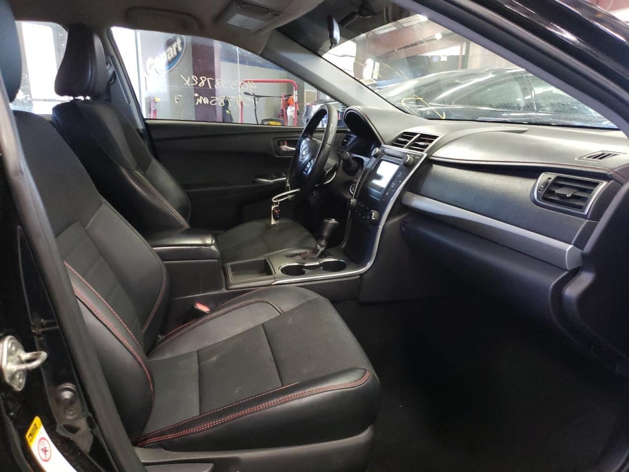 Photo 5 from auction – 2016 TOYOTA CAMRY LE with VIN 4T1BF1FK8GU166139