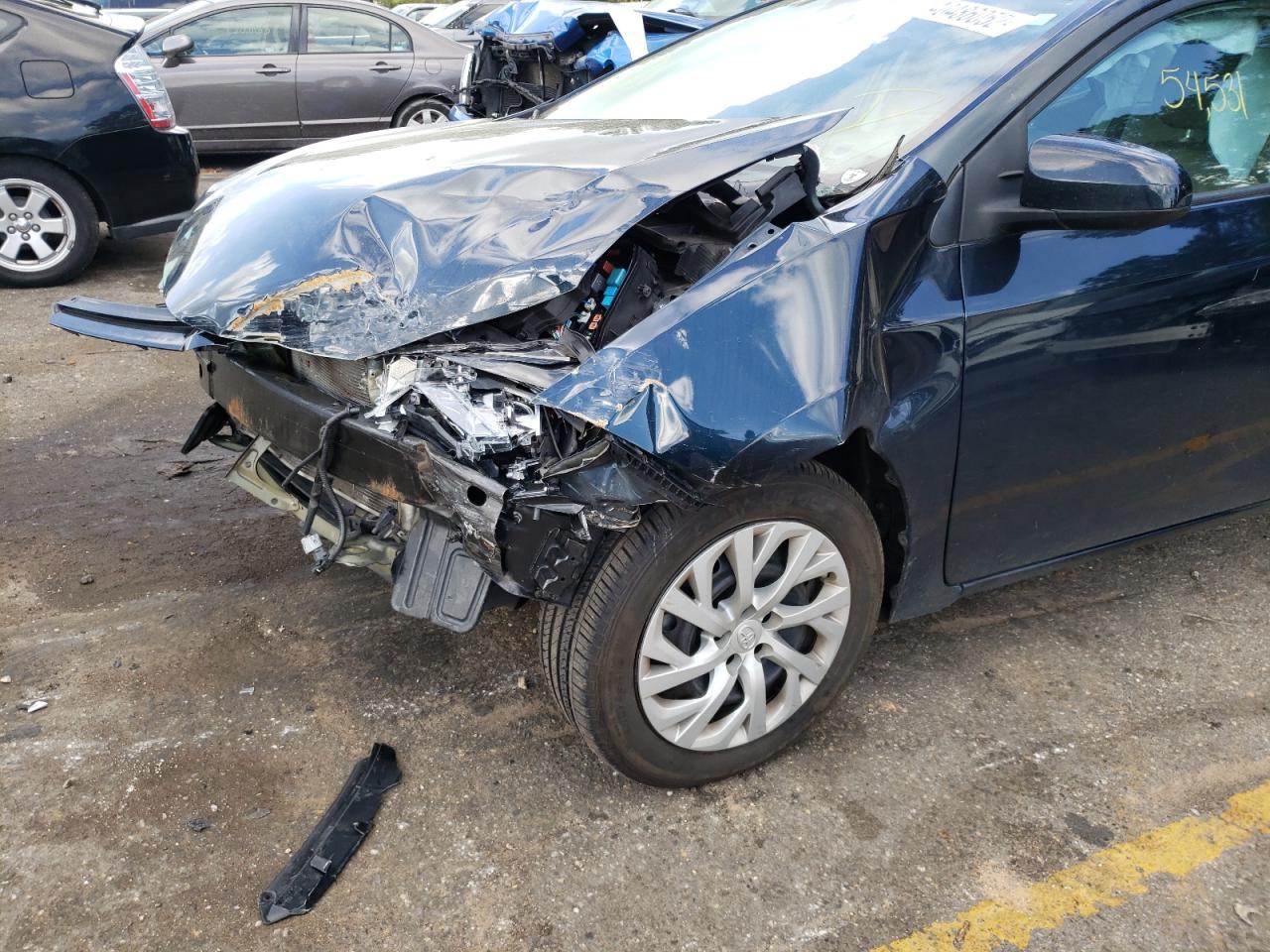 Photo 9 from auction – 2018 TOYOTA COROLLA with VIN 5YFBURHE3JP841075