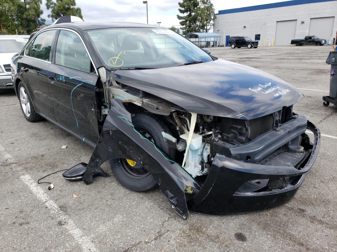 VOLKSWAGEN PASSAT SE 2012 with VIN 1VWBP7A34CC023741 - Photo from auction