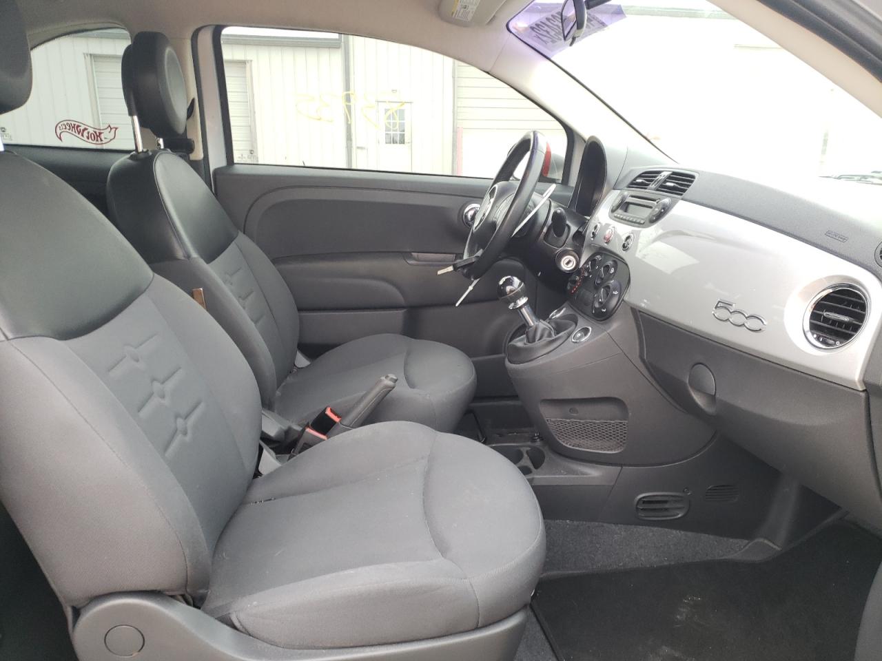 Photo 5 from auction – 2014 FIAT 500 POP with VIN 3C3CFFAR1ET185752