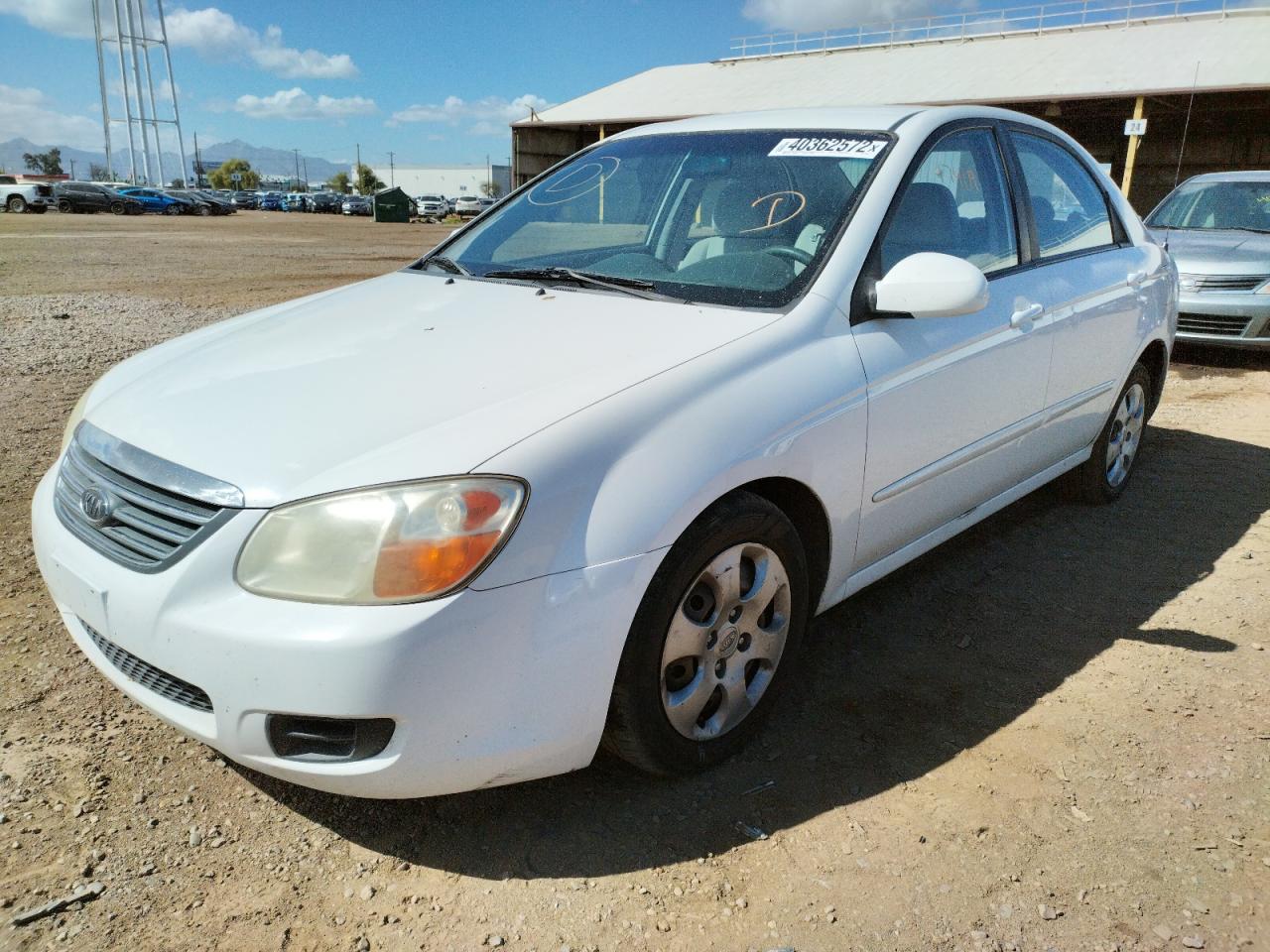 صورة رقم 2 من المزاد - 2008 KIA SPECTRA EX مع VIN KNAFE121785493971