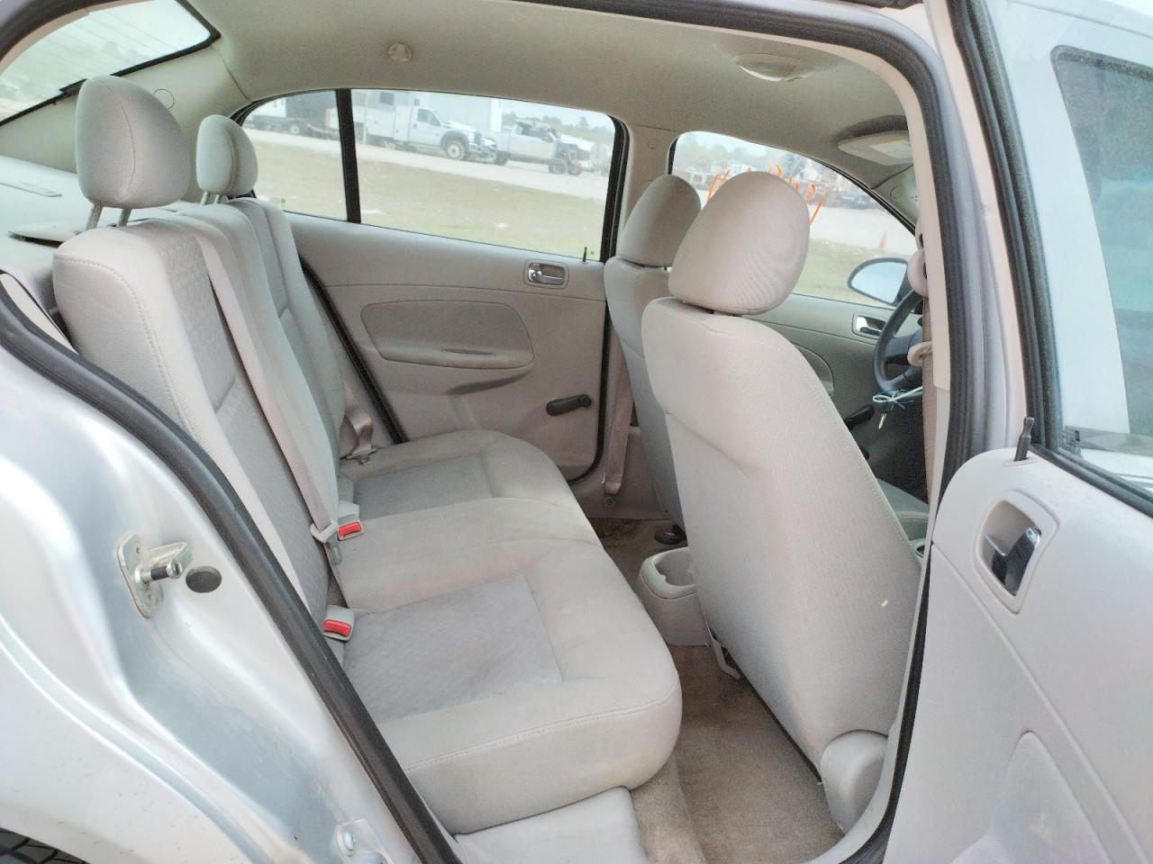 Photo 6 from auction – 2005 CHEVROLET COBALT with VIN 1G1AK52F157602328