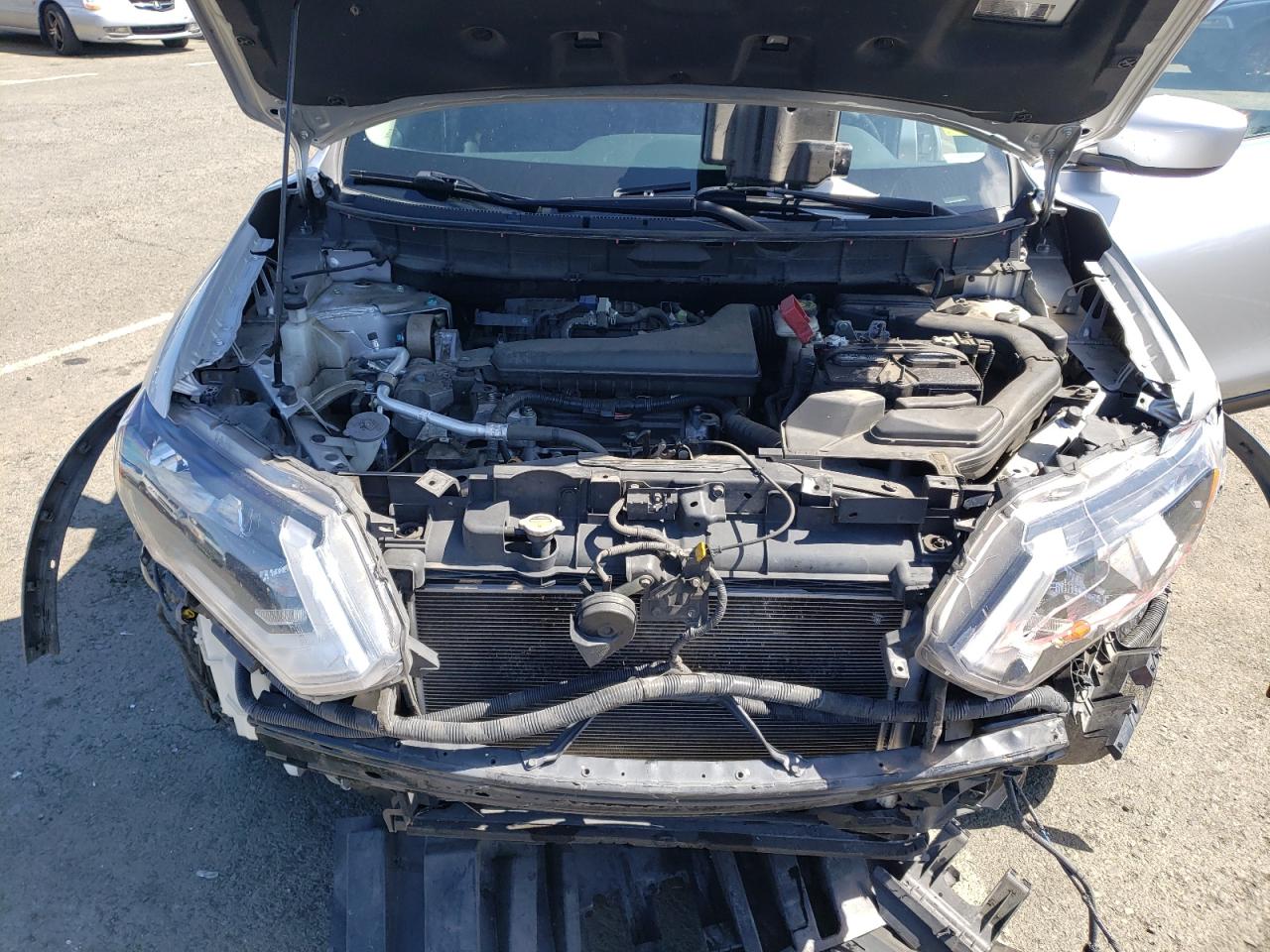 Photo 7 from auction – 2017 NISSAN ROGUE S with VIN KNMAT2MV6HP535396