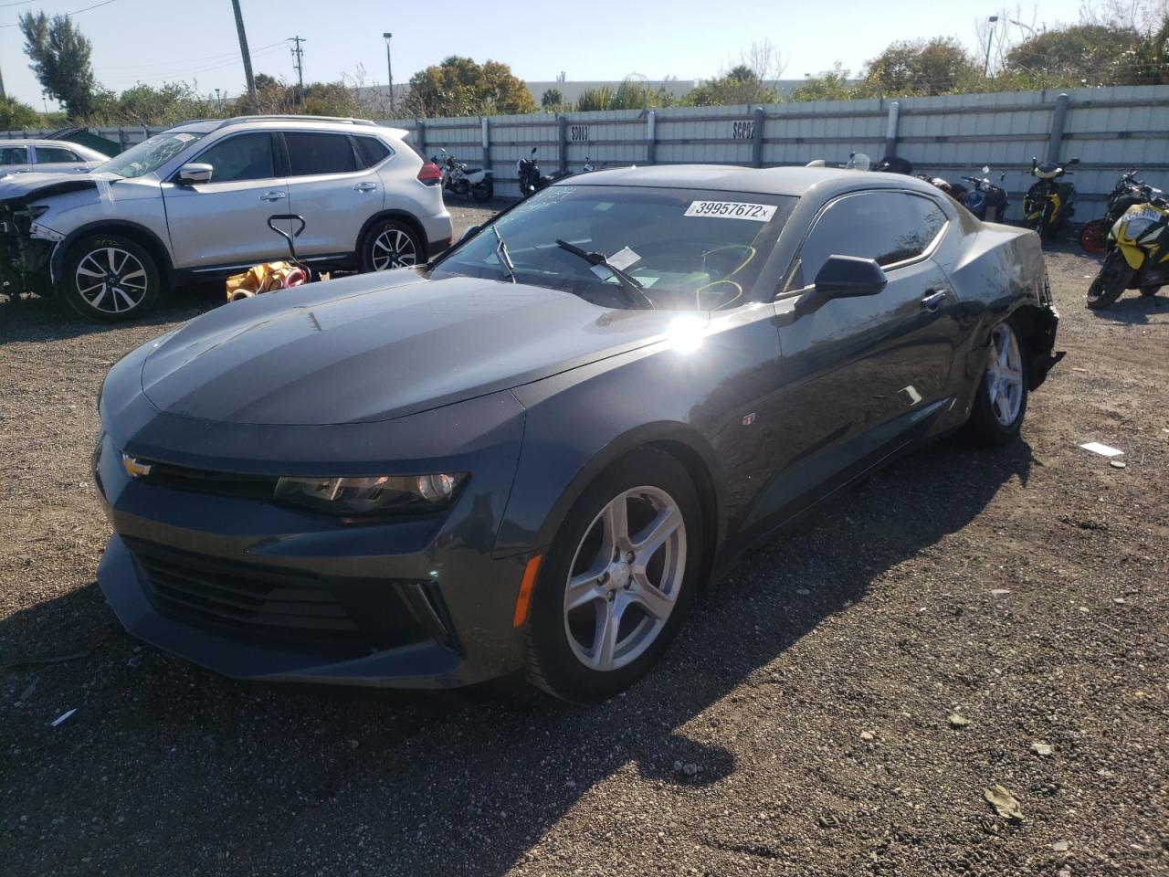Photo 2 from auction – 2016 CHEVROLET CAMARO LT with VIN 1G1FB1RX0G0158254