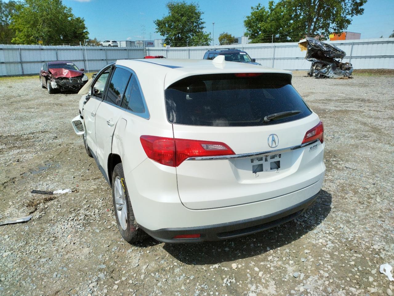 Photo 3 from auction – 2015 ACURA RDX with VIN 5J8TB3H38FL016544