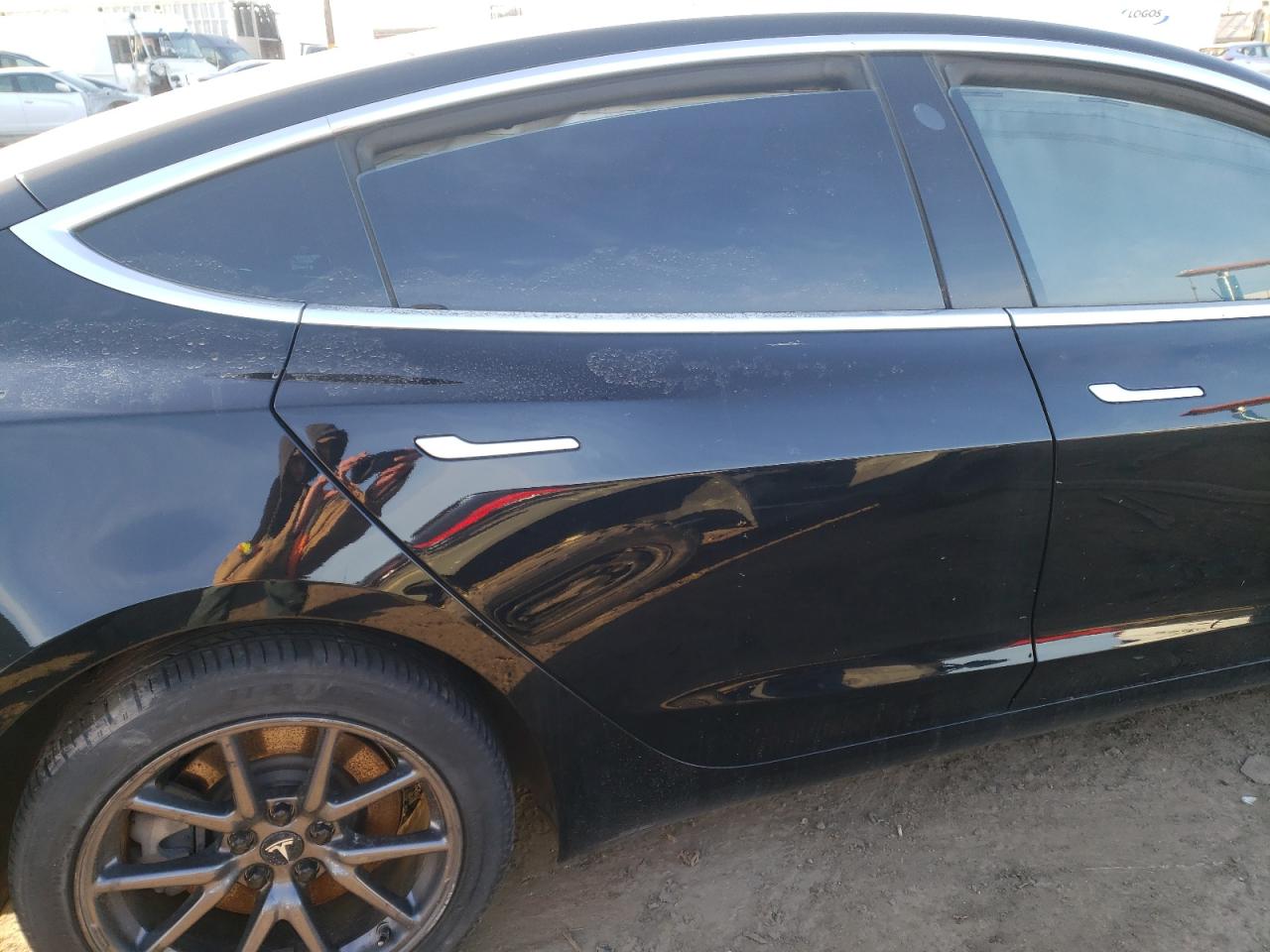 Photo 6 from auction – 2019 TESLA MODEL 3 with VIN 5YJ3E1EA9KF306107