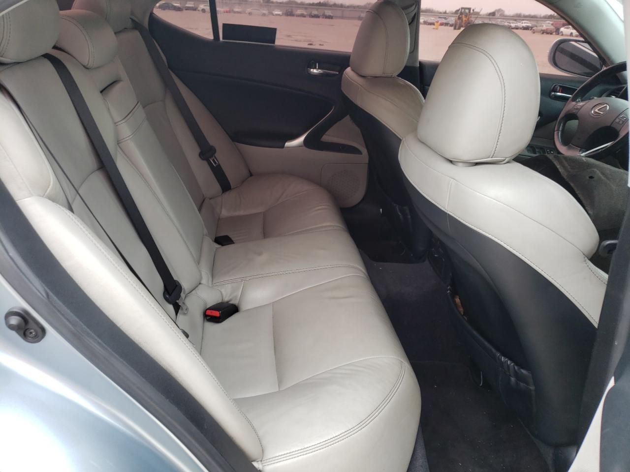 Photo 6 from auction – 2010 LEXUS IS 250 with VIN JTHBF5C25A5113852