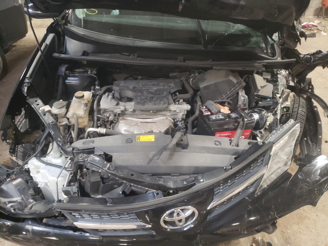 Photo 7 from auction – 2015 TOYOTA RAV4 XLE with VIN 2T3RFREV9FW327824