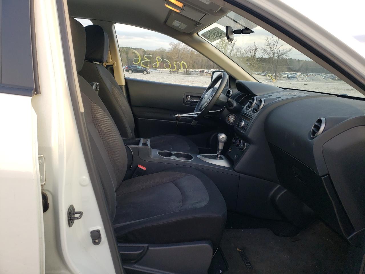 Photo 5 from auction – 2011 NISSAN ROGUE S with VIN JN8AS5MT4BW165649