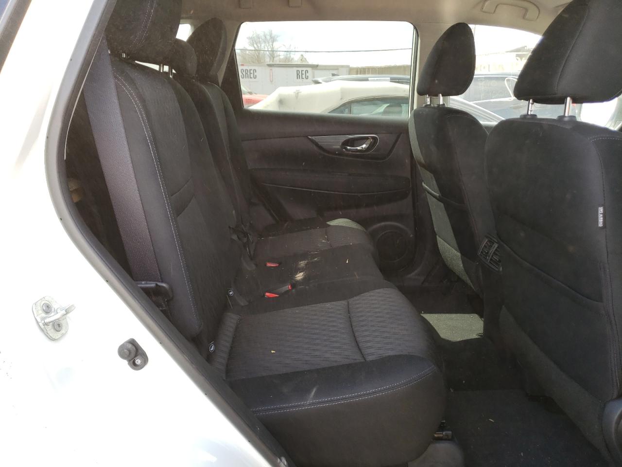 Photo 6 from auction – 2018 NISSAN ROGUE S with VIN KNMAT2MV4JP589883