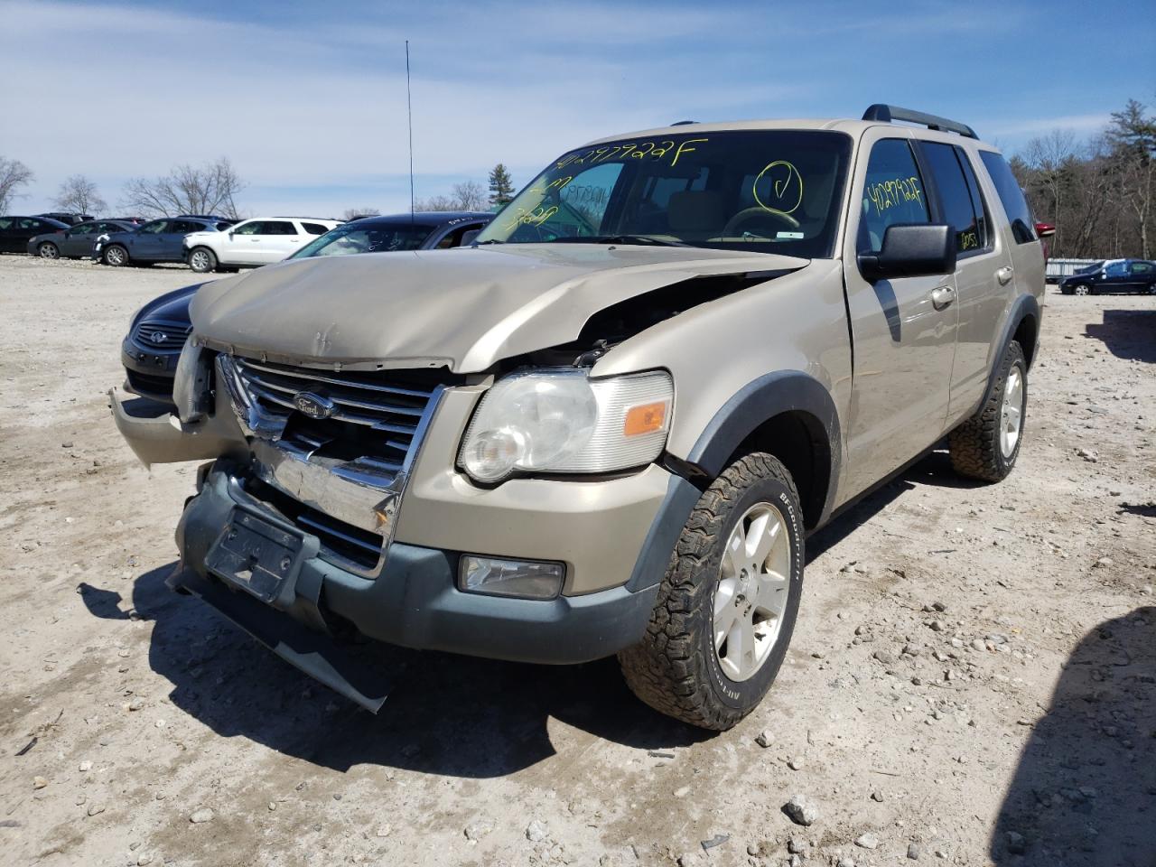 Photo 2 from auction – 2007 FORD EXPLORER X with VIN 1FMEU73E57UB36472