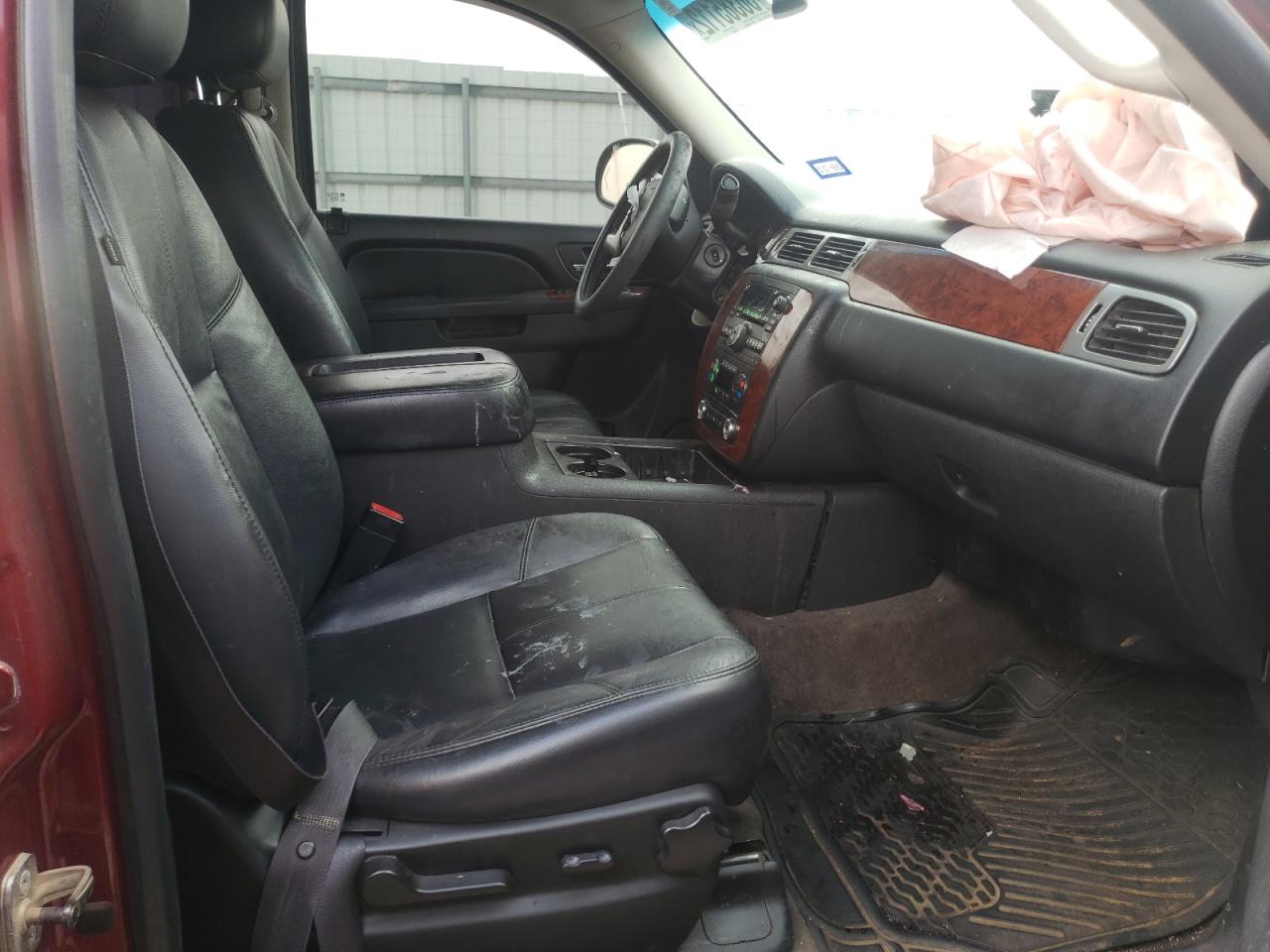 Photo 5 from auction – 2011 CHEVROLET TAHOE C150 with VIN 1GNSCBE05BR295381