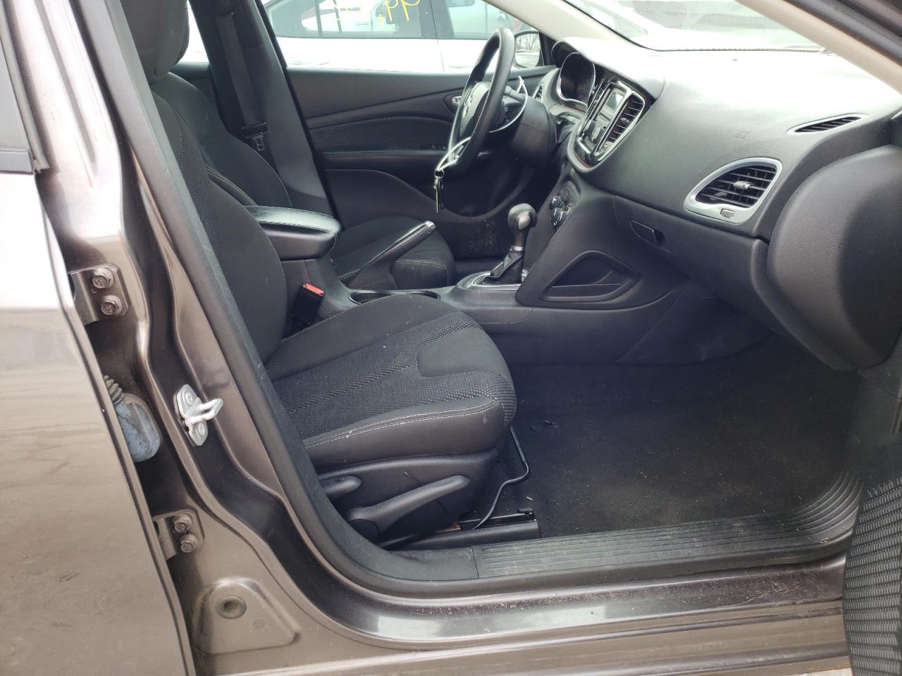Photo 5 from auction – 2016 DODGE DART SXT with VIN 1C3CDFBBXGD551045