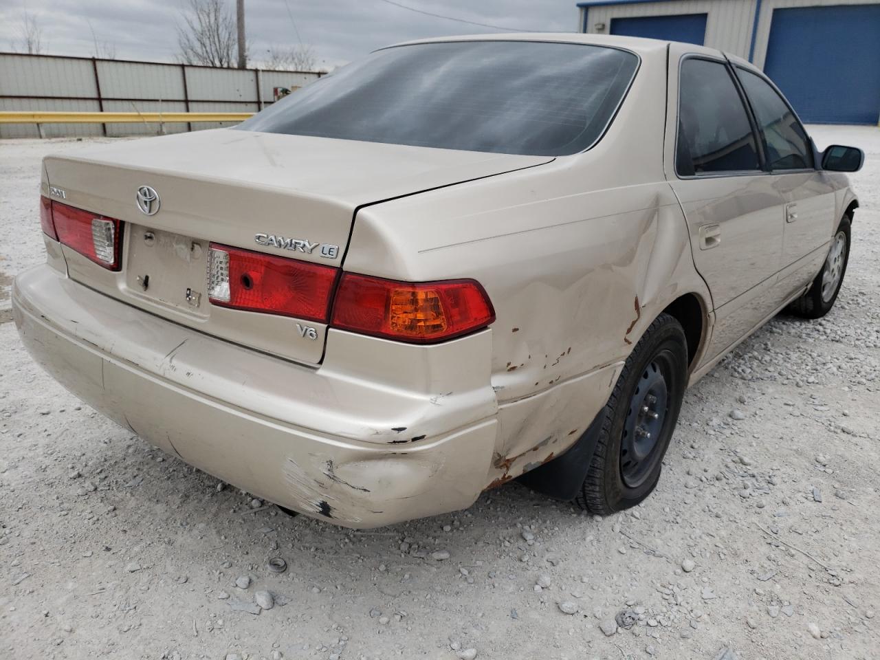 Photo 4 from auction – 2000 TOYOTA CAMRY CE with VIN JT2BF22K3Y0283144