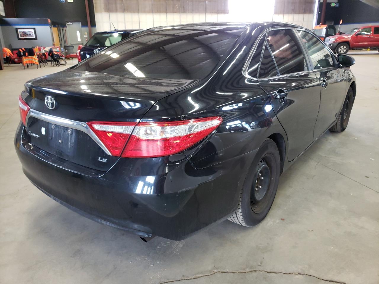 Photo 4 from auction – 2015 TOYOTA CAMRY LE with VIN 4T4BF1FKXFR507500