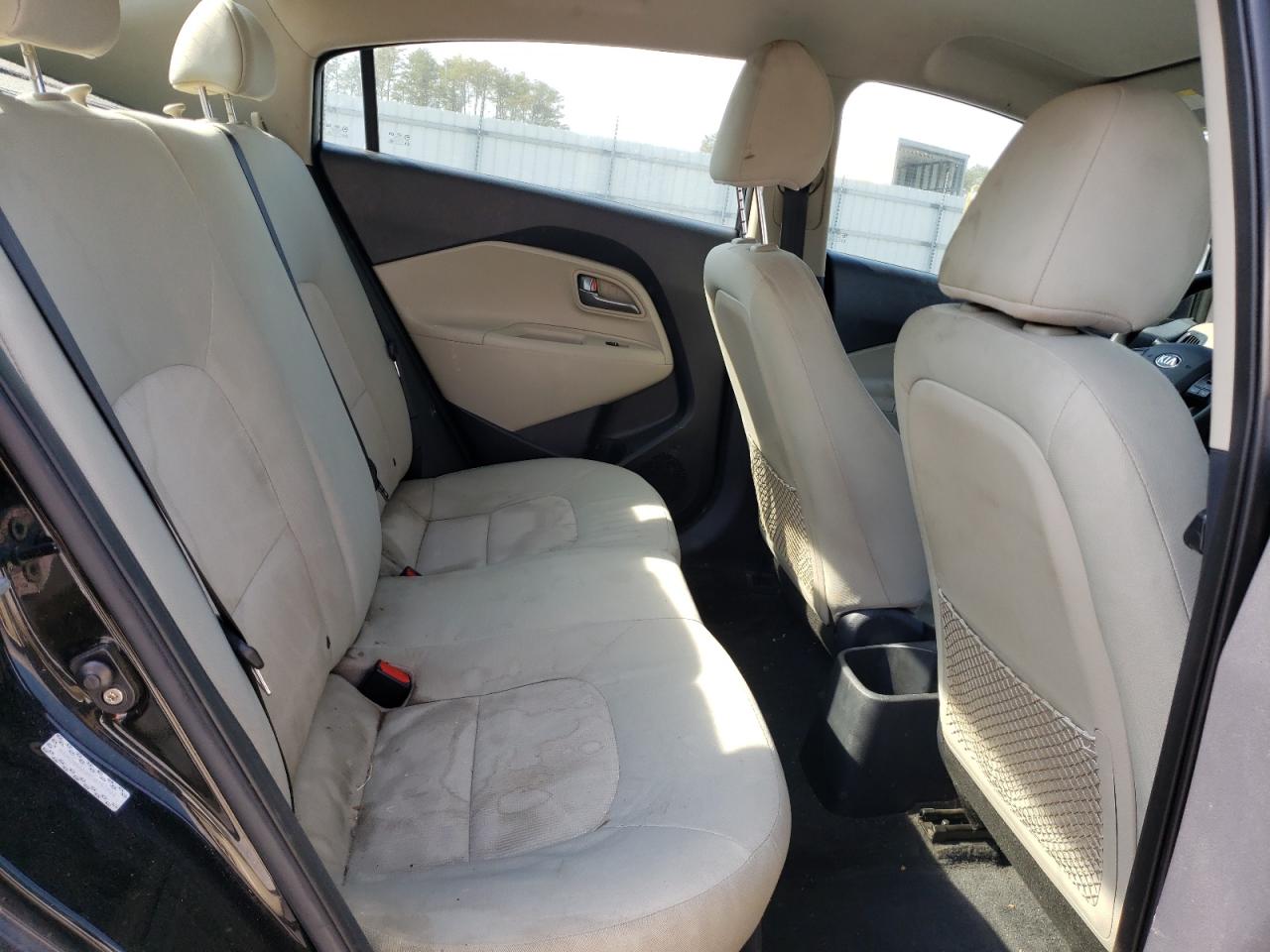 Photo 6 from auction – 2013 KIA RIO LX with VIN KNADM4A38D6157894