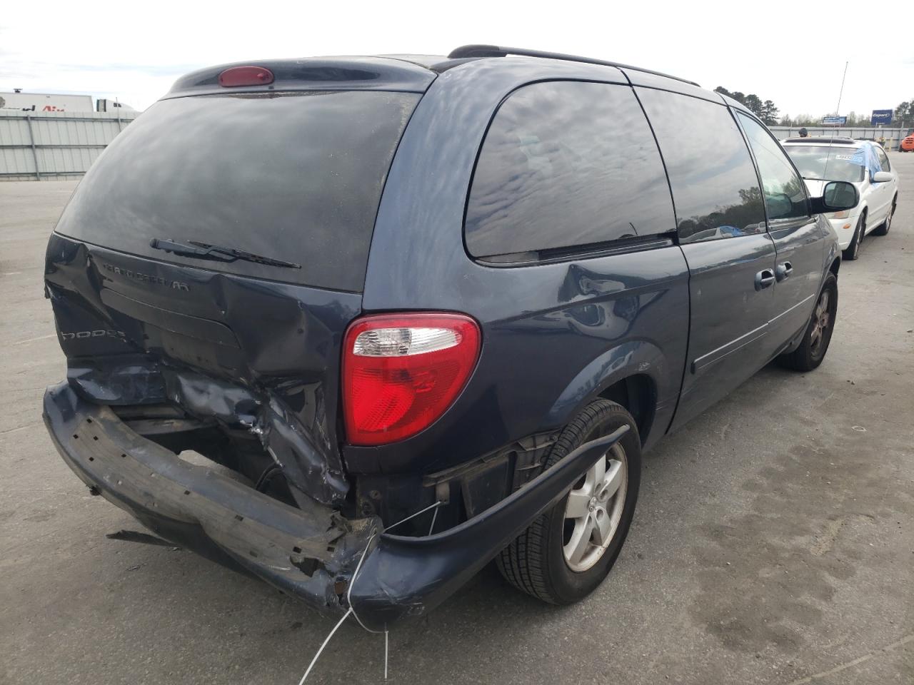 Photo 4 from auction – 2007 DODGE GRAND CARA with VIN 2D4GP44L17R312627