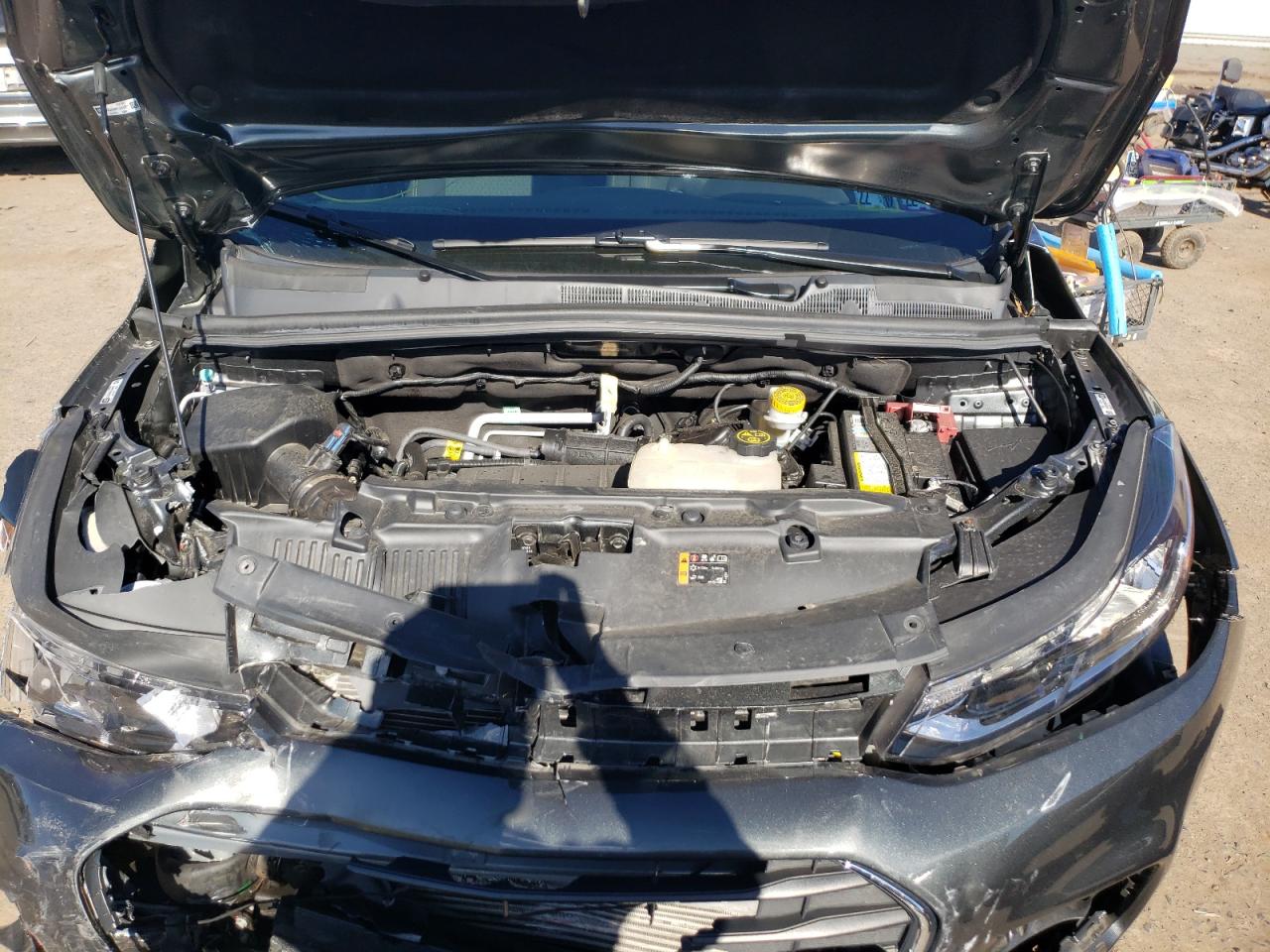 Photo 7 from auction – 2020 CHEVROLET TRAX LS with VIN 3GNCJKSB0LL204767