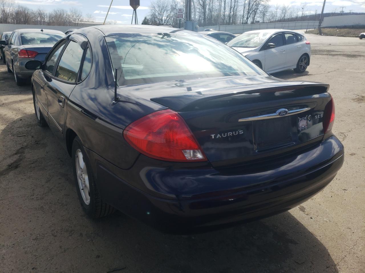 Photo 3 from auction – 2002 FORD TAURUS SES with VIN 1FAFP55U72A169546