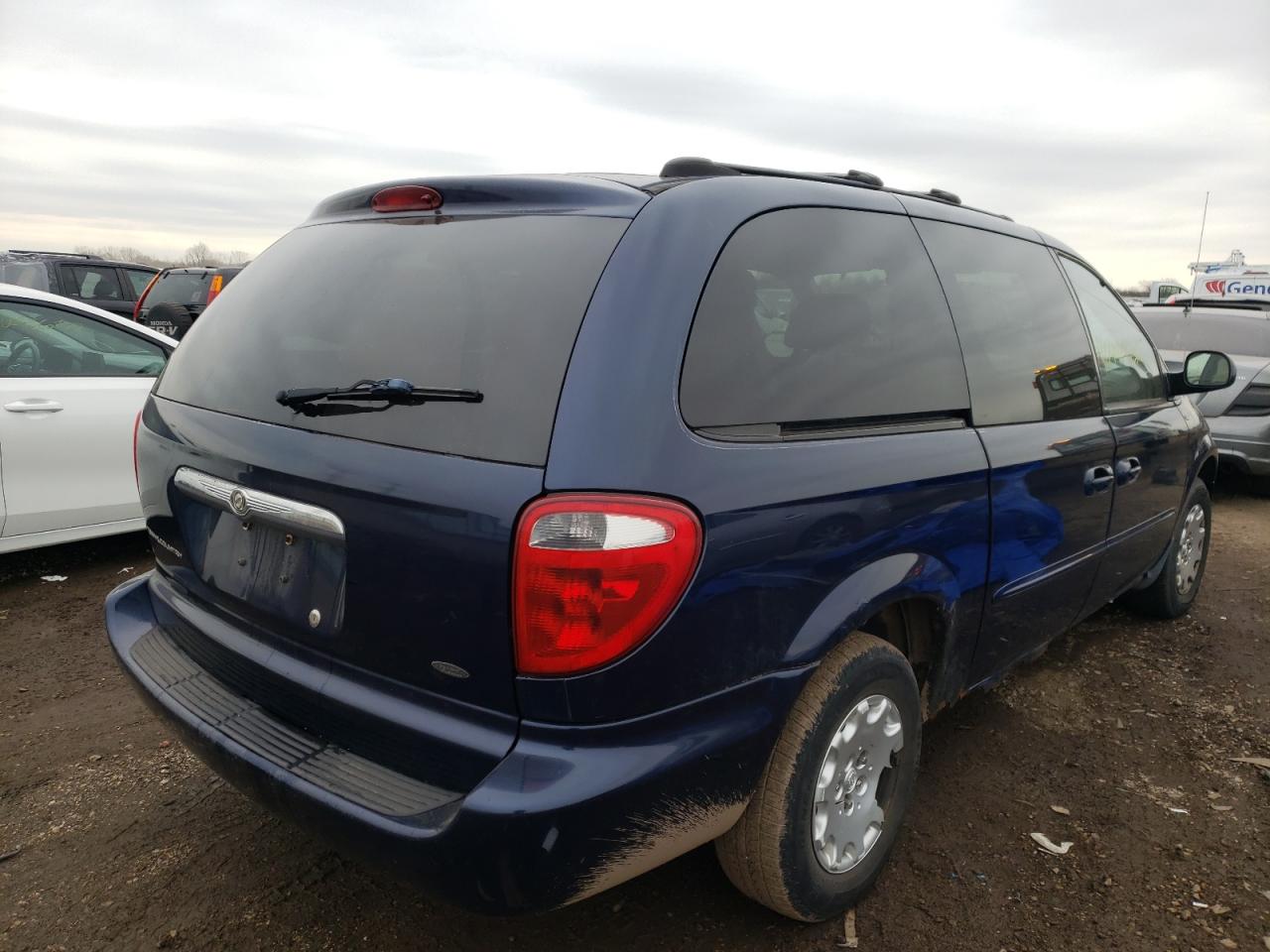 Photo 4 from auction – 2003 CHRYSLER TOWN & COU with VIN 2C4GP24RX3R339180