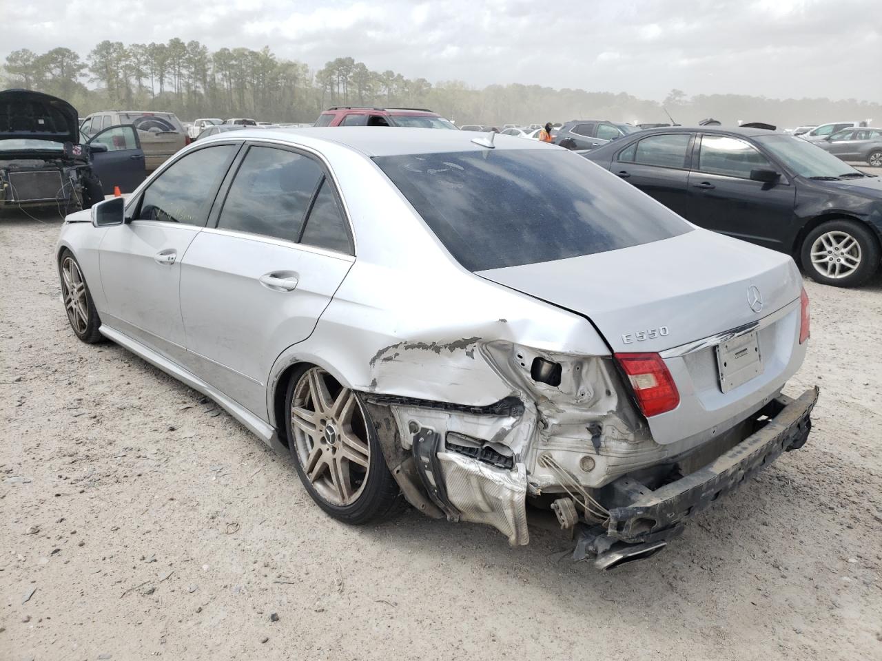 Photo 3 from auction – 2010 MERCEDES-BENZ E 550 with VIN WDDHF7CB3AA102160