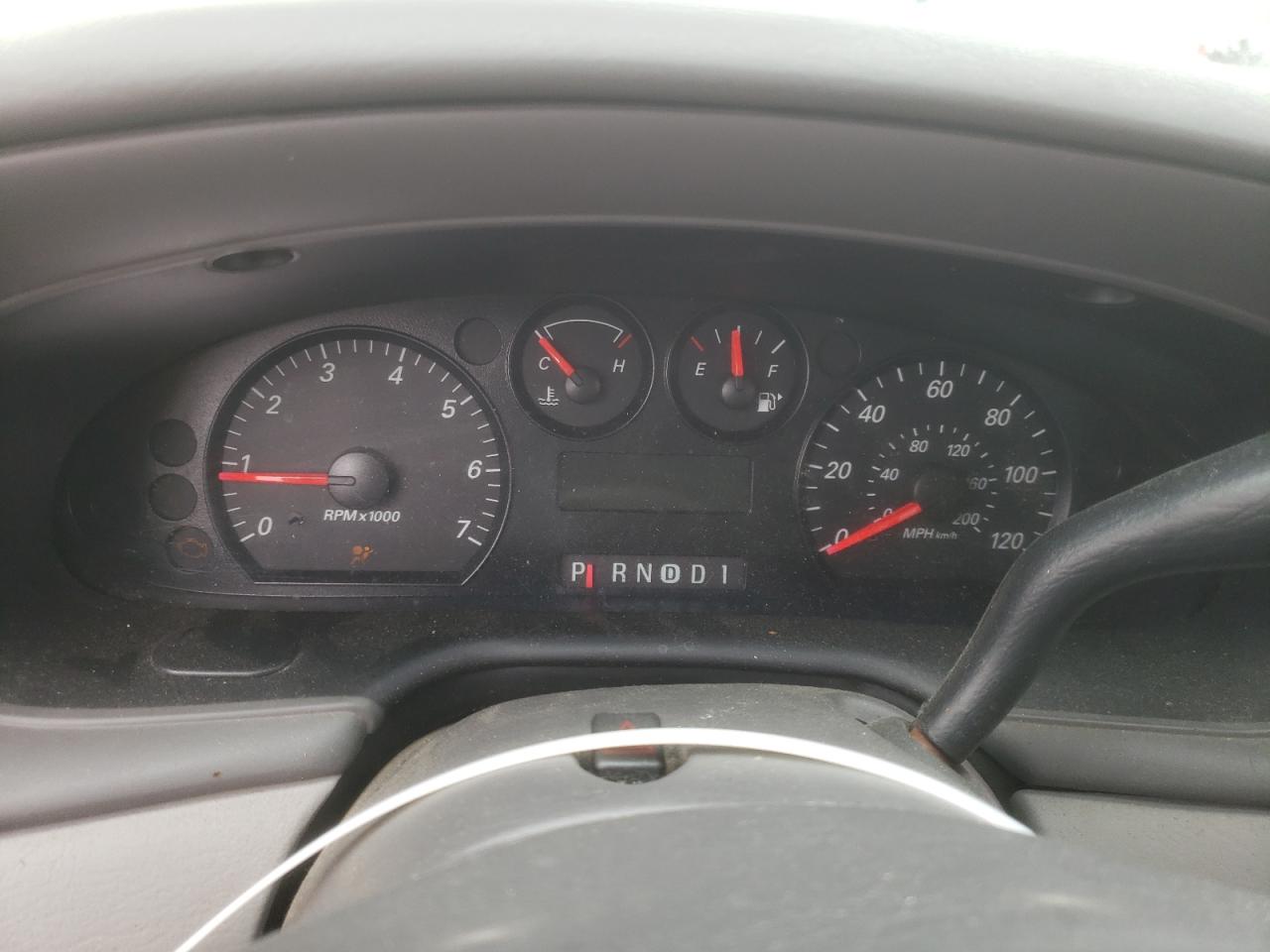 Photo 8 from auction – 2006 FORD TAURUS SE with VIN 1FAFP53UX6A236147