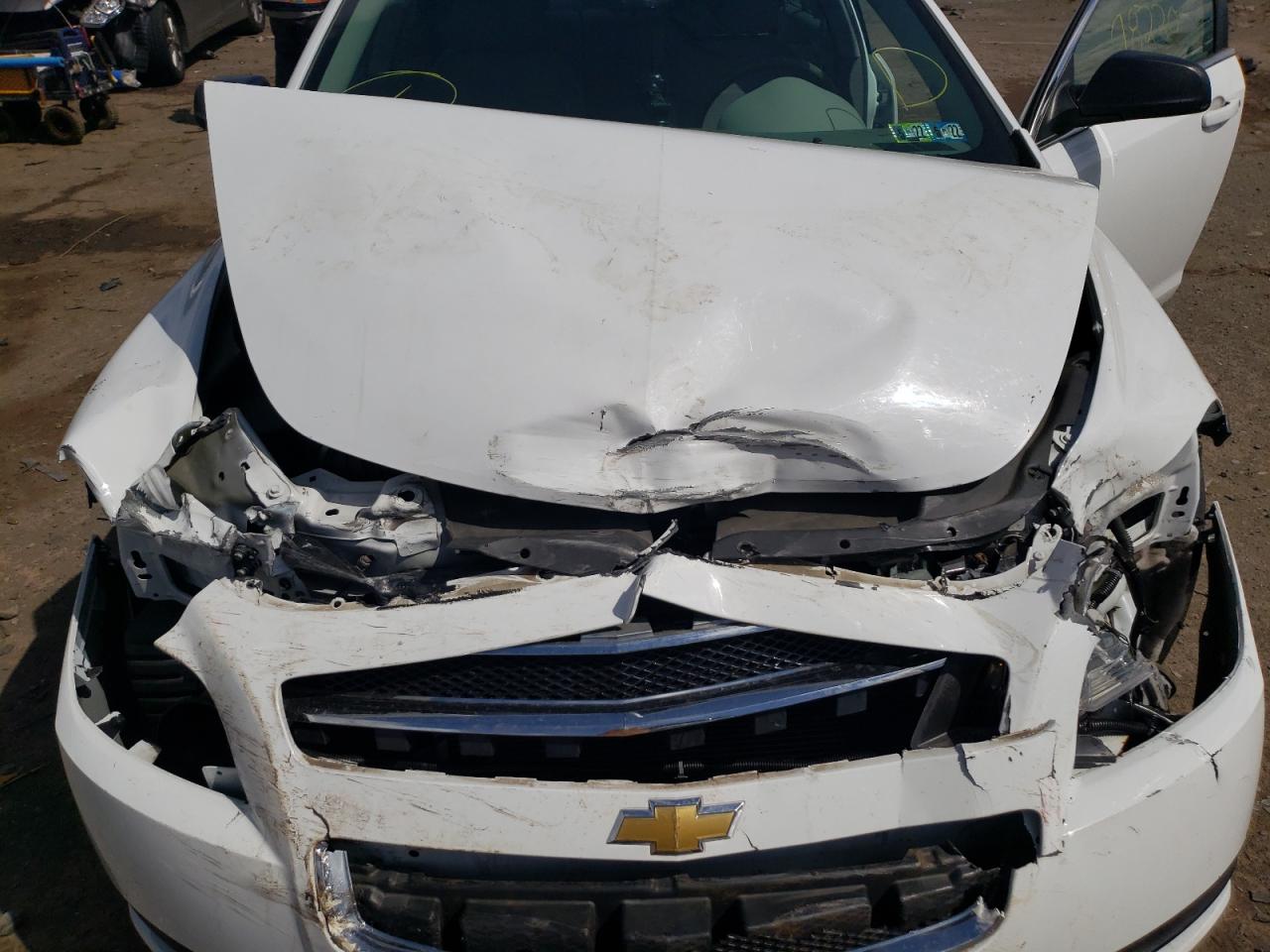 Photo 7 from auction – 2011 CHEVROLET MALIBU LS with VIN 1G1ZB5E15BF115797