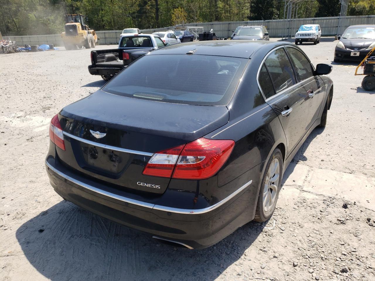 Photo 4 from auction – 2012 HYUNDAI GENESIS 3. with VIN KMHGC4DD1CU158124