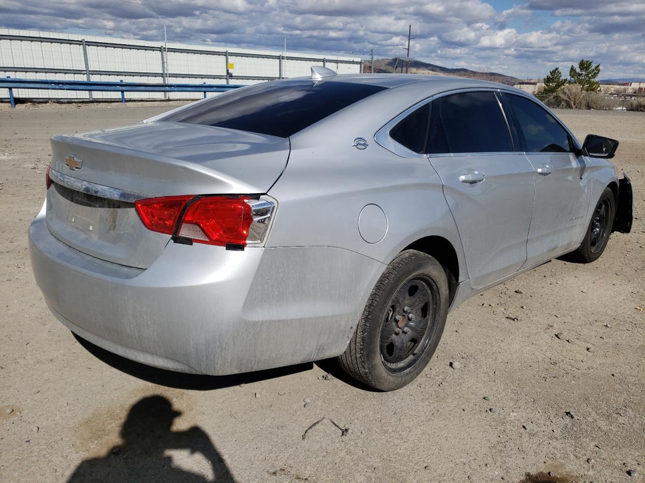 Photo 14 from auction – 2015 CHEVROLET IMPALA LS with VIN 1G11Z5SL5FU100510