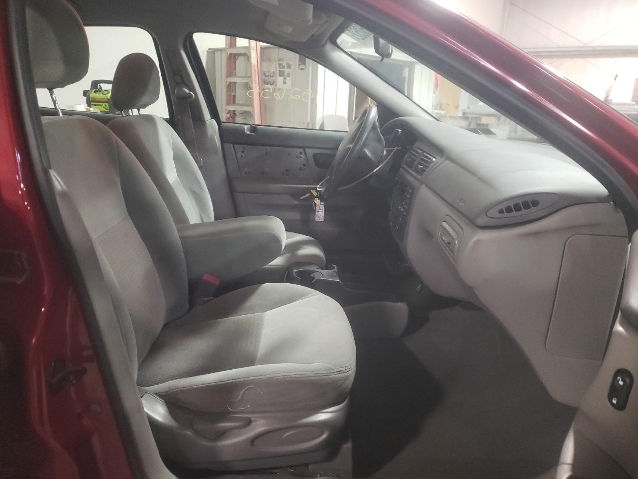 Photo 5 from auction – 2003 FORD TAURUS SES with VIN 1FAFP55UX3A271277