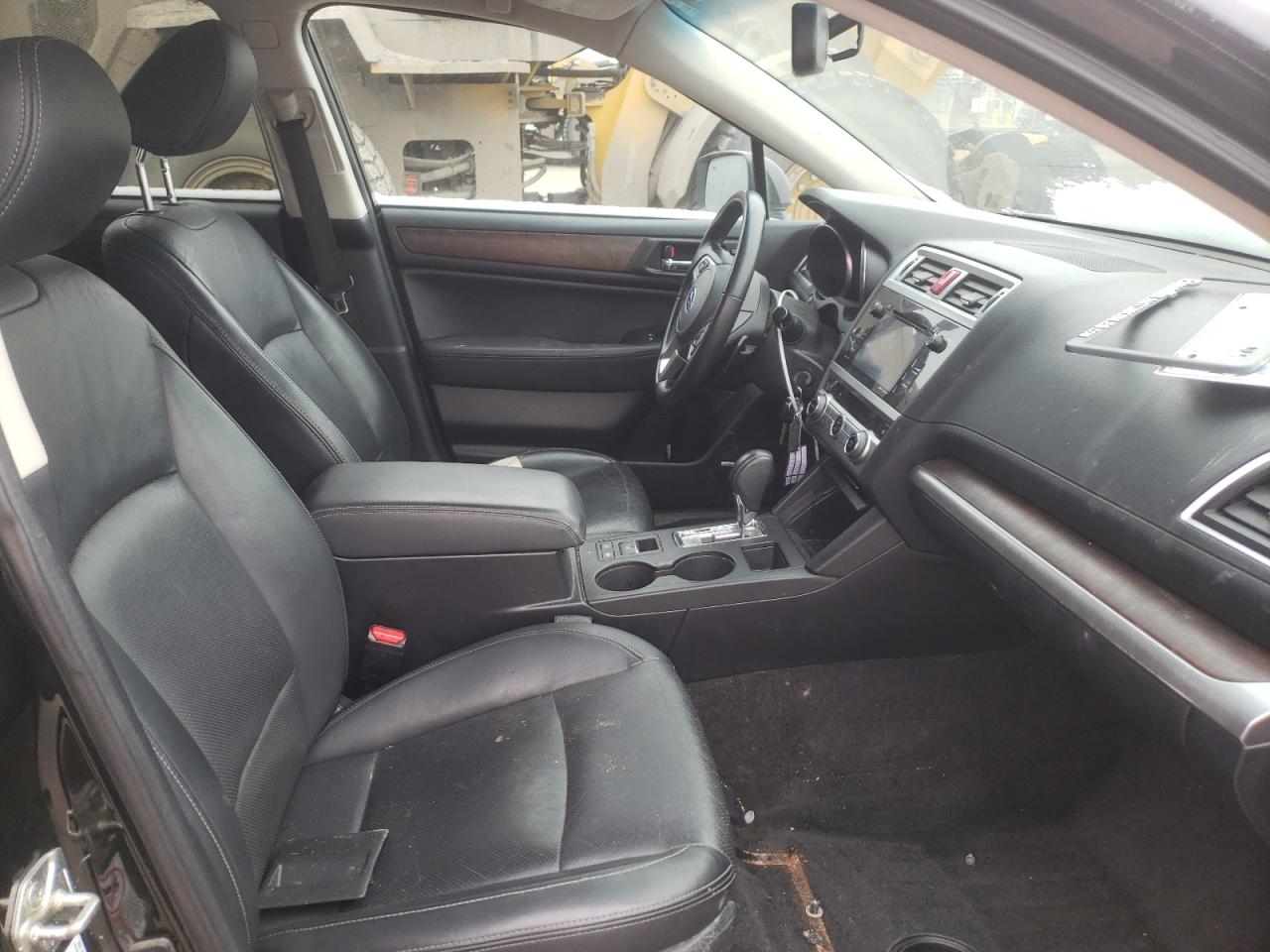 Photo 5 from auction – 2015 SUBARU OUTBACK 2. with VIN 4S4BSCLC0F3241814