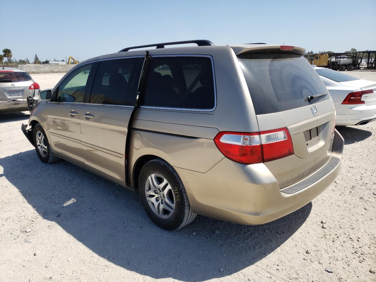 Photo 3 from auction – 2005 HONDA ODYSSEY EX with VIN 5FNRL386X5B417725