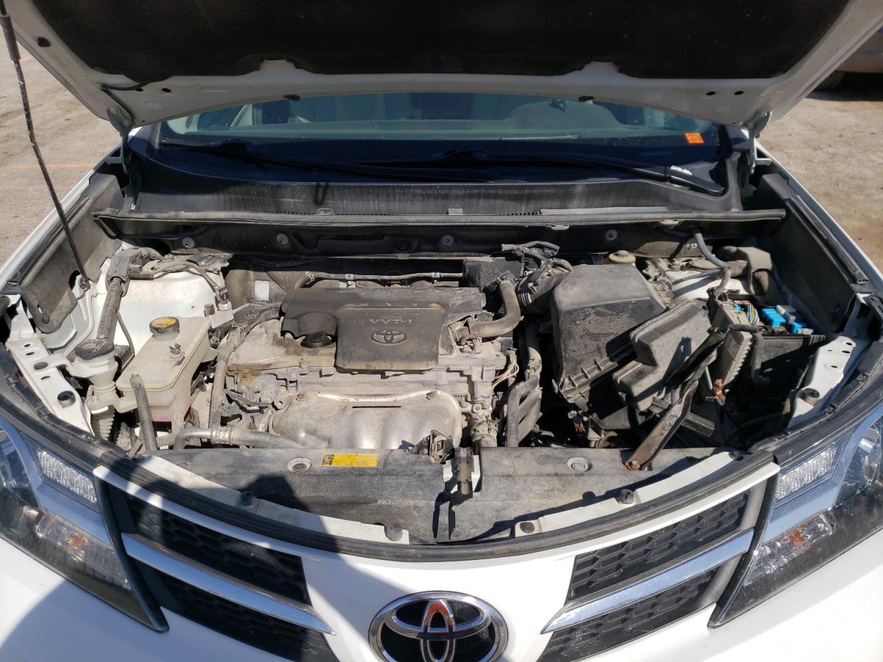 Photo 7 from auction – 2015 TOYOTA RAV4 XLE with VIN 2T3RFREV9FW375873