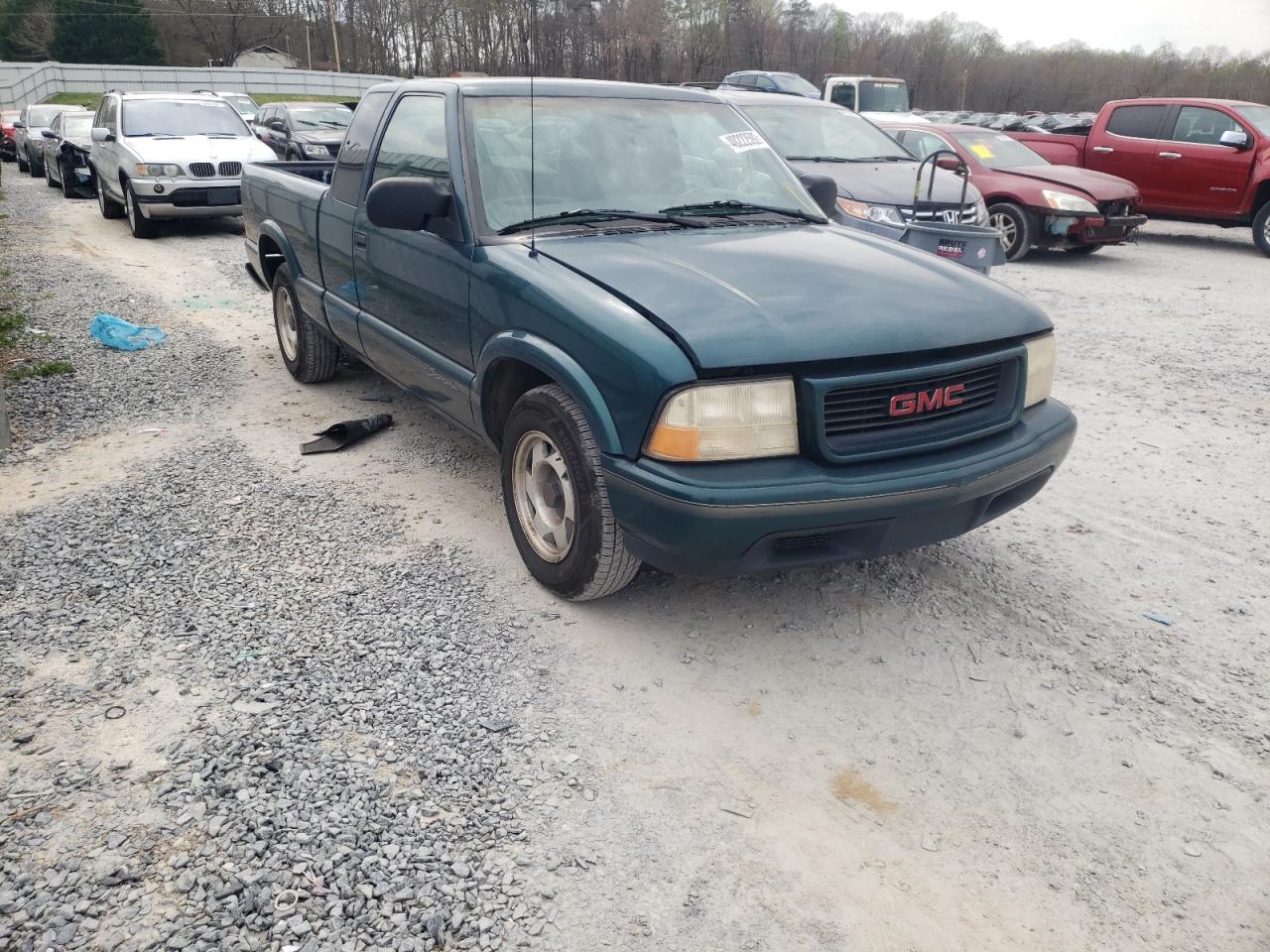 GMC SONOMA 1998 with VIN 1GTCS1941W8510161 - Photo from auction
