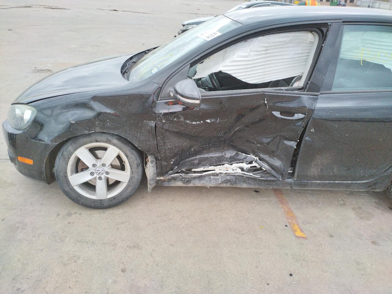 Photo 10 from auction – 2012 VOLKSWAGEN GOLF with VIN WVWDM7AJ6CW280742