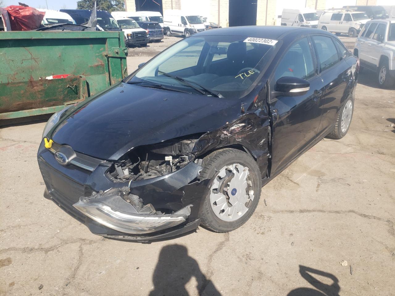 Photo 2 from auction – 2013 FORD FOCUS SE with VIN 1FADP3F22DL106449