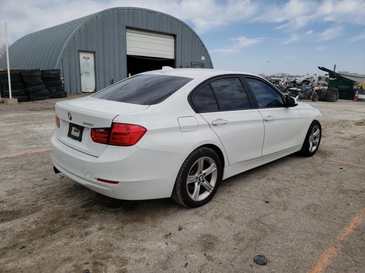 Photo 4 from auction – 2012 BMW 328 I with VIN WBA3A5C59CF340776