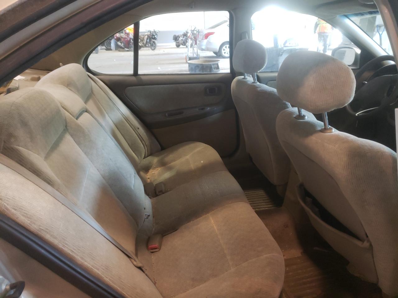 Photo 6 from auction – 2001 NISSAN ALTIMA XE with VIN 1N4DL01D71C231364