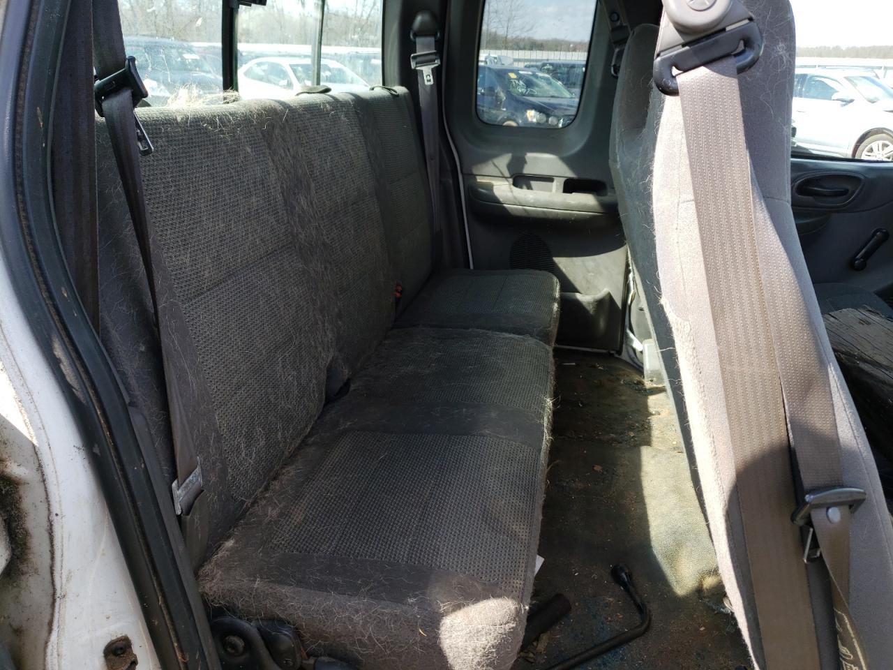 Photo 6 from auction – 2002 FORD F150 with VIN 1FTRX17202NB20791