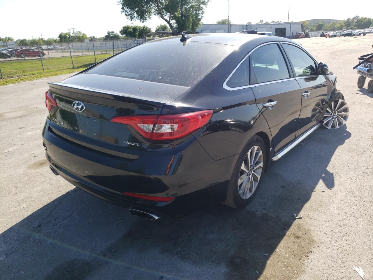 Photo 4 from auction – 2017 HYUNDAI SONATA SPO with VIN 5NPE34AF2HH513076