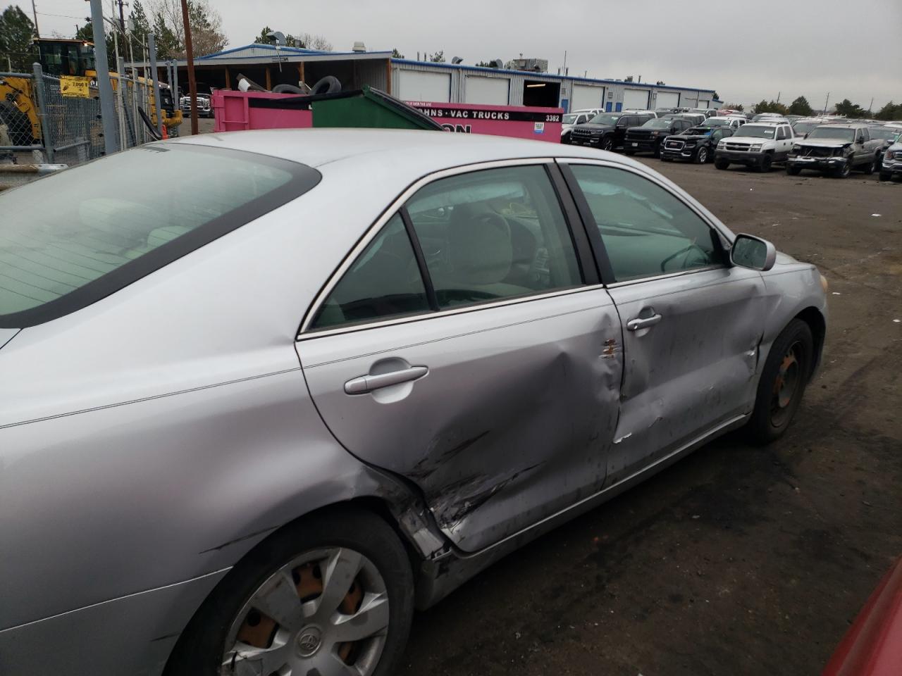 Photo 9 from auction – 2007 TOYOTA CAMRY with VIN 4T1BE46K67U043587