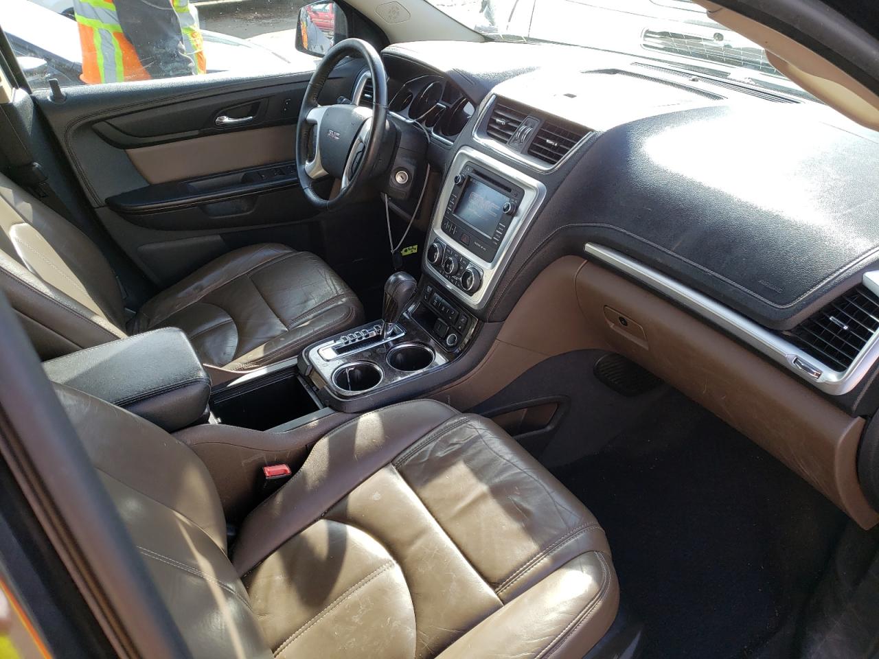 Photo 5 from auction – 2016 GMC ACADIA SLT with VIN 1GKKVRKD5GJ246100
